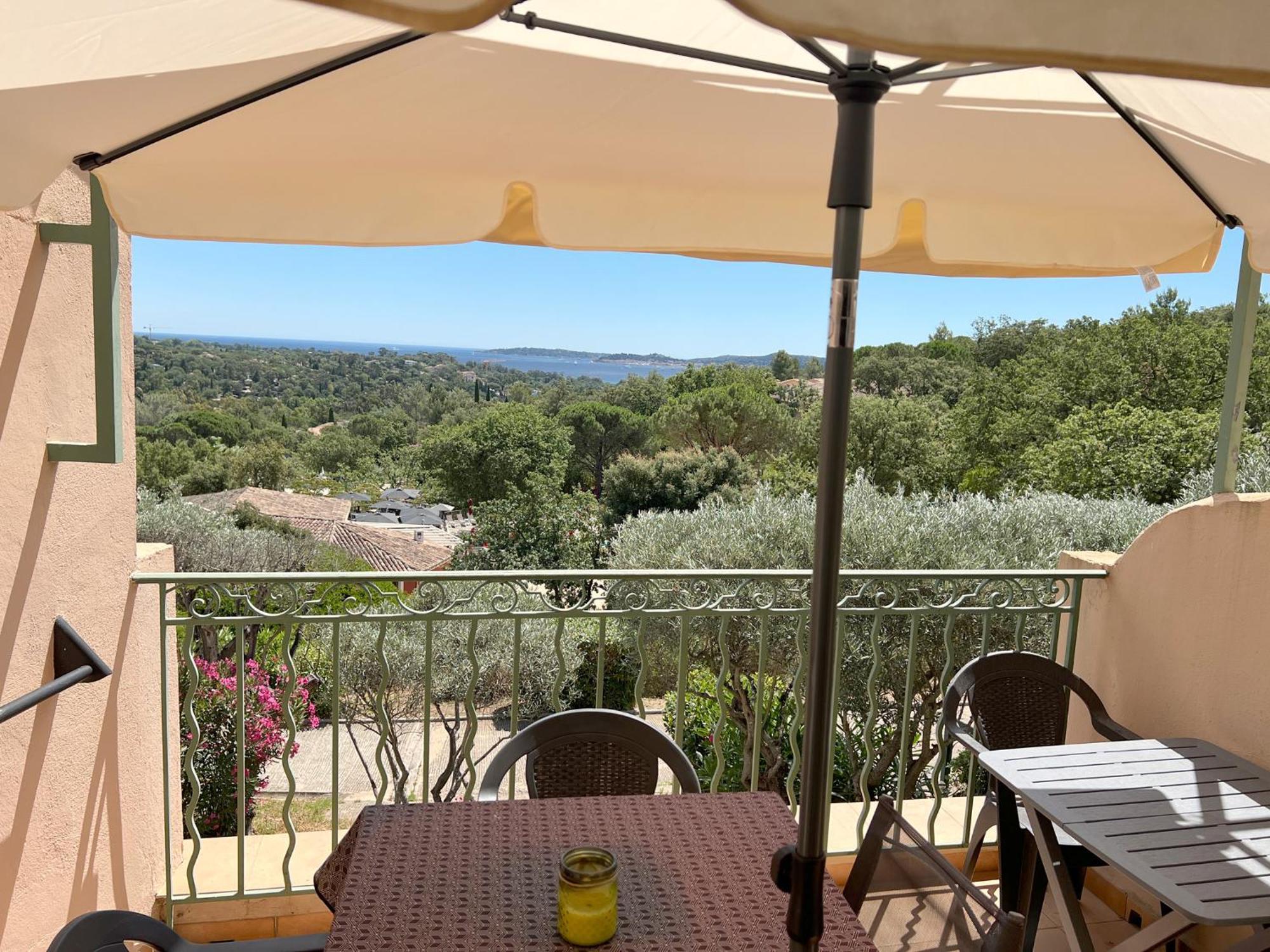 Azur Appartement Grimaud Buitenkant foto